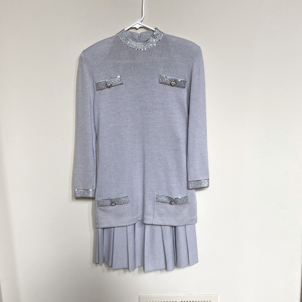 Elegant St. John by Marie Gray 2 piece Skirt and Tunic Embellished